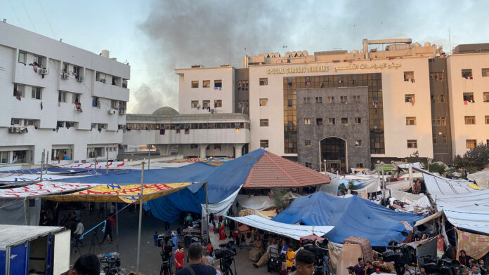 Πόλεμος Ισραήλ - Χαμάς: «Ζώνη θανάτου» το νοσοκομείο Αλ-Σίφα