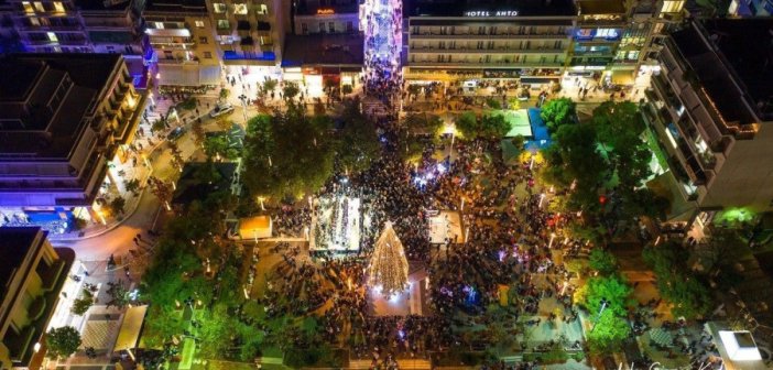 Αγρίνιο: Η φωταγώγηση του Χριστουγεννιάτικου Δέντρου – Το πρόγραμμα εκδηλώσεων