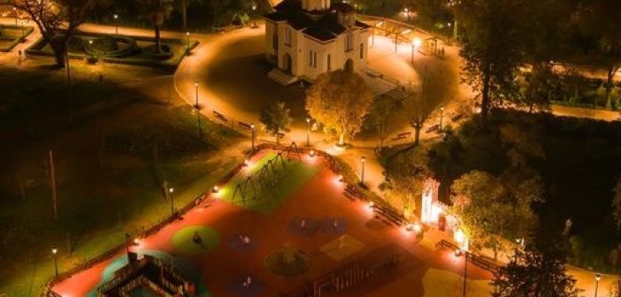 Αγρίνιο: Το ανακαινισμένο και στολισμένο Δημοτικό Πάρκο