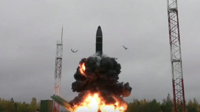 Η Ρωσία ψάχνει να αγοράσει βαλλιστικούς πυραύλους από άλλες χώρες