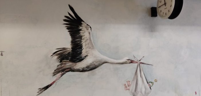 Αγρίνιο: Το “ευχαριστώ” της Μαιευτικής κλινικής του Νοσοκομείου προς τον ζωγράφο Γεώργιο Ξευγένη