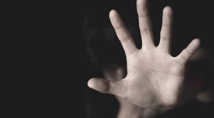 Σοκ στην Εύβοια: Καταγγελία για βιασμό 7χρονου από τον 11χρονο φίλο του