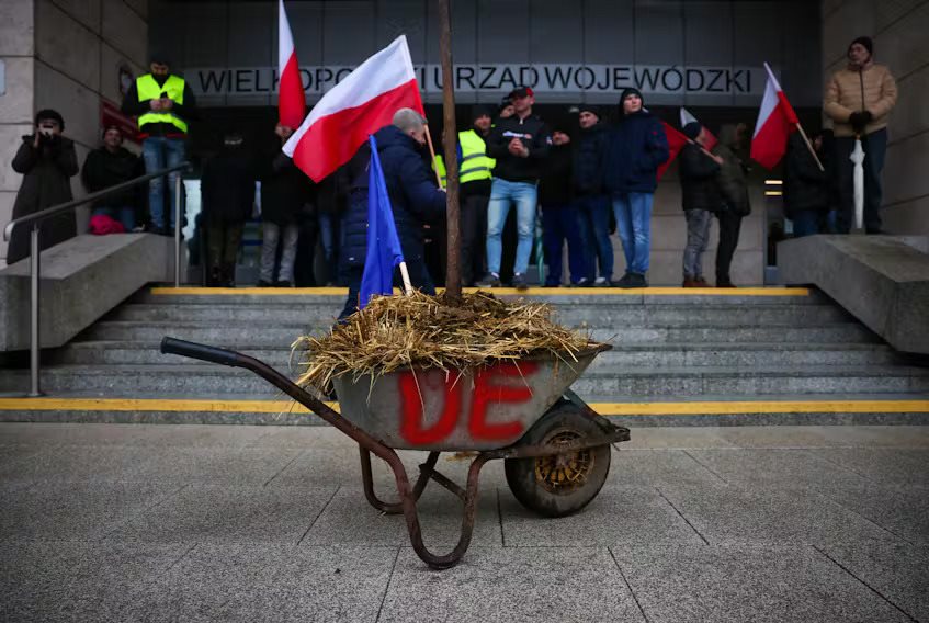 Με ποιοτικούς ελέγχους στα Ουκρανικά σιτηρά η Πολωνία θέτει φραγμούς